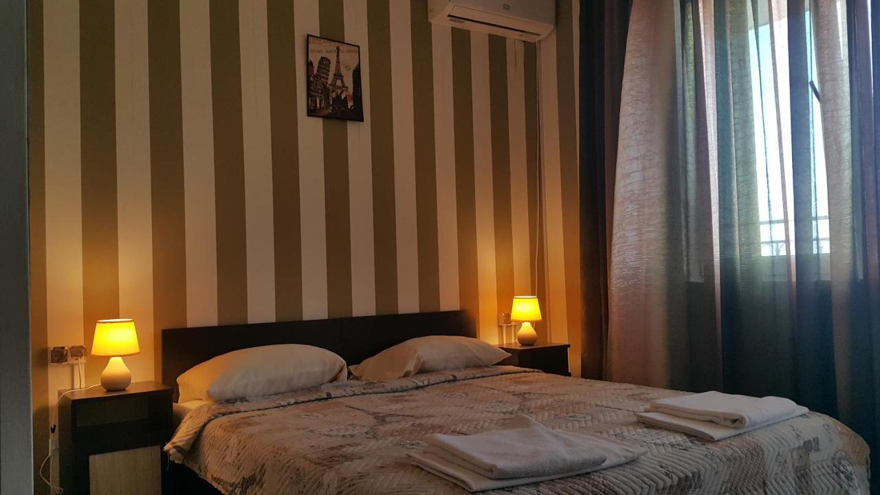 На Гости При Силвия Obzor Buitenkant foto